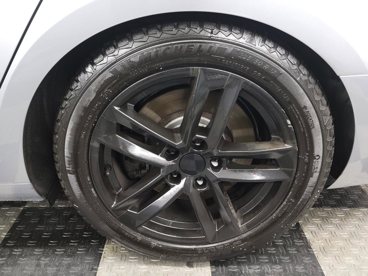 Used 2017 Audi A4 2.0T Premium w/ Audi MMI Navigation Plus AWD/4WD image 23