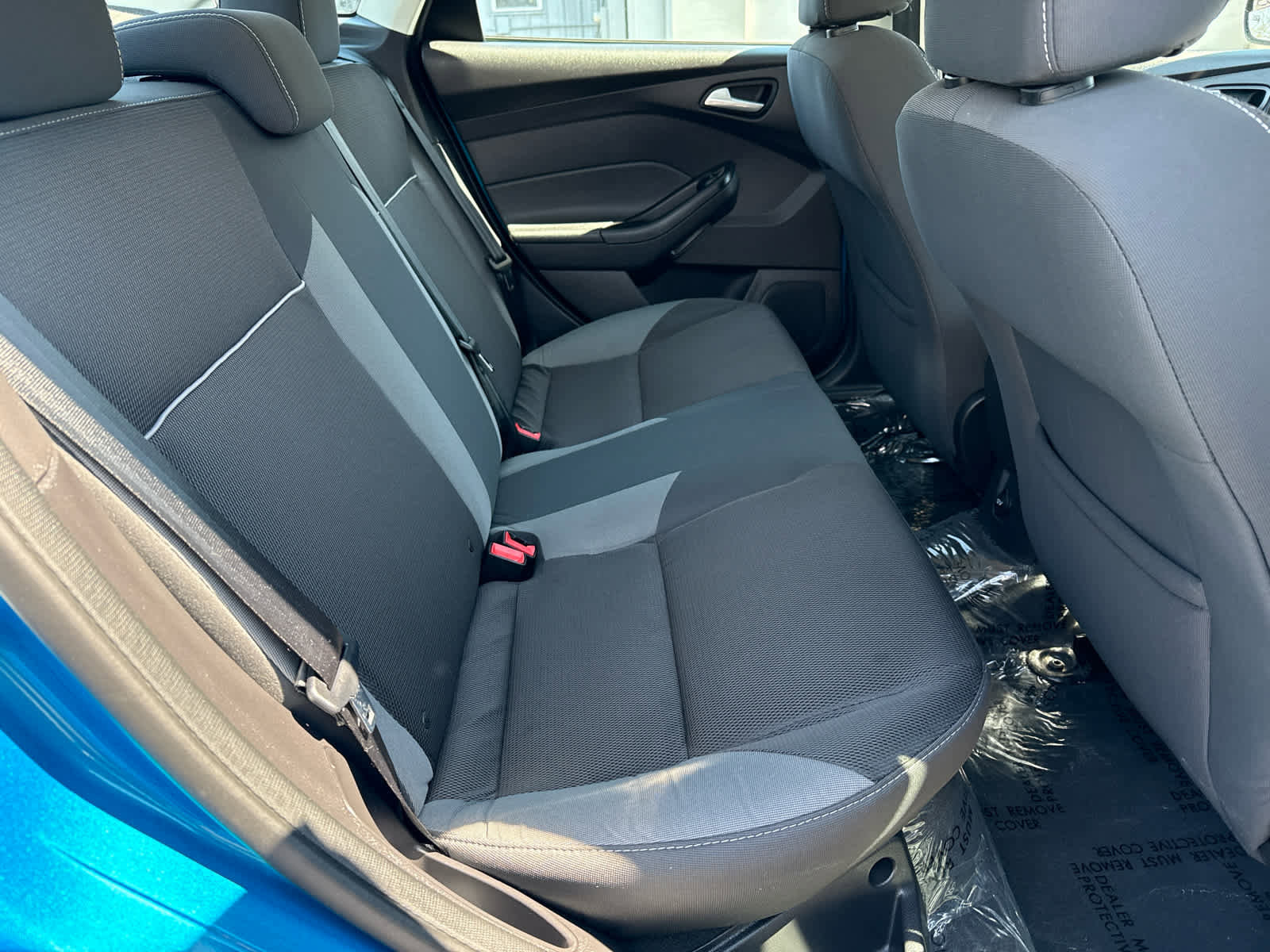 Used 2014 Ford Focus SE w/ SE Winter Package FWD image 14