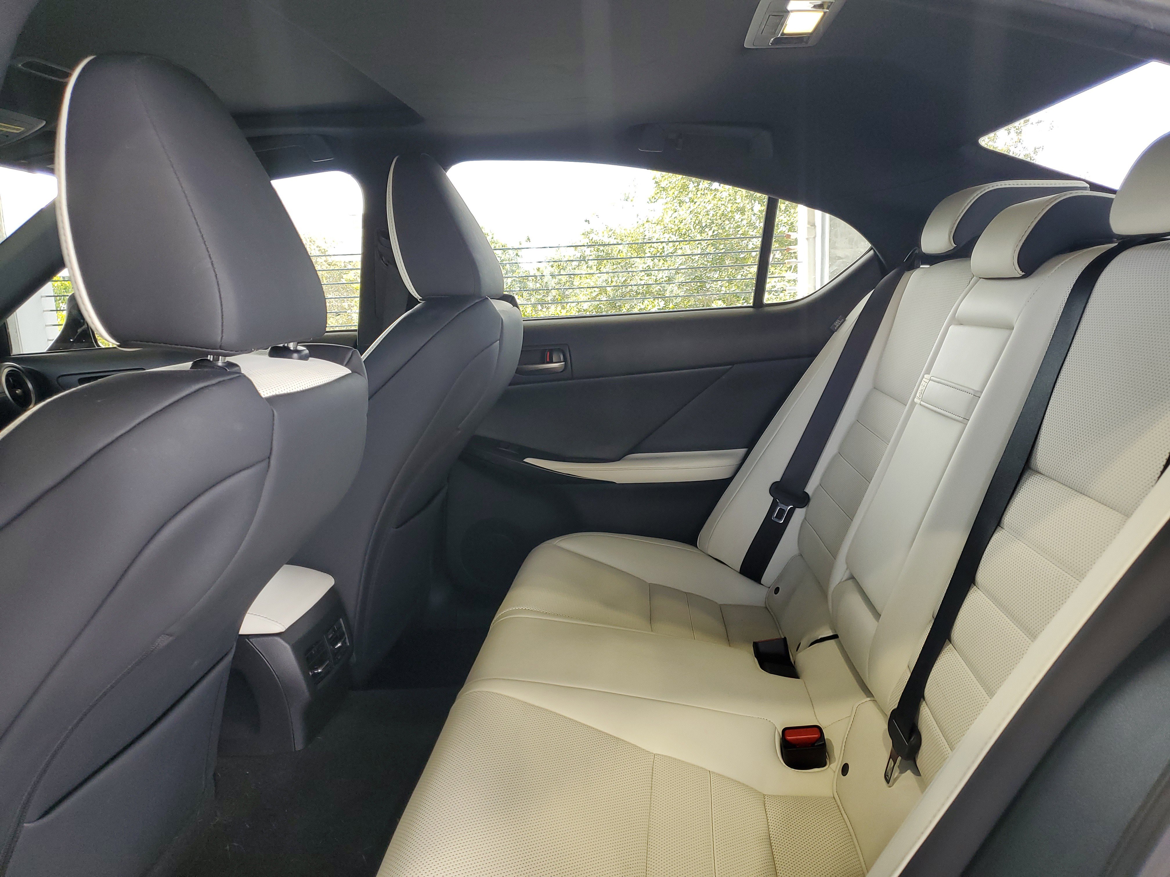 Used 2022 Lexus IS 350 F Sport w/ Accessory Package RWD image 9