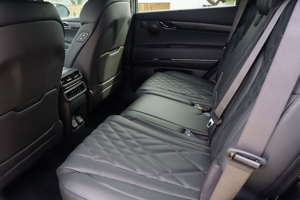 New 2026 Genesis GV80 2.5T Select image 18