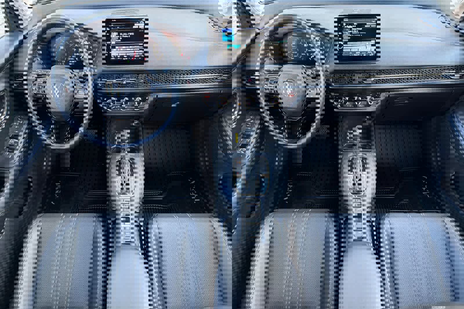 Certified 2025 Honda HR-V EX-L image 3