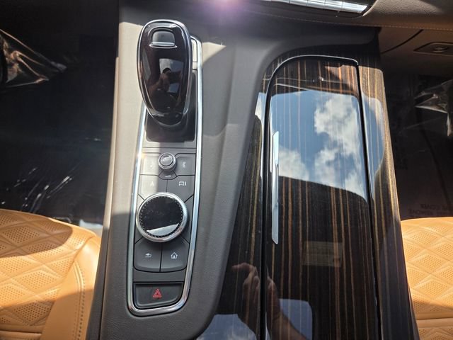 Used 2023 Cadillac Escalade Premium Luxury AWD/4WD image 26