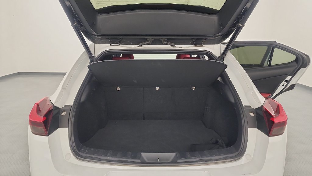 Used 2019 Lexus UX 200 F Sport w/ F Sport Premium Package FWD image 24