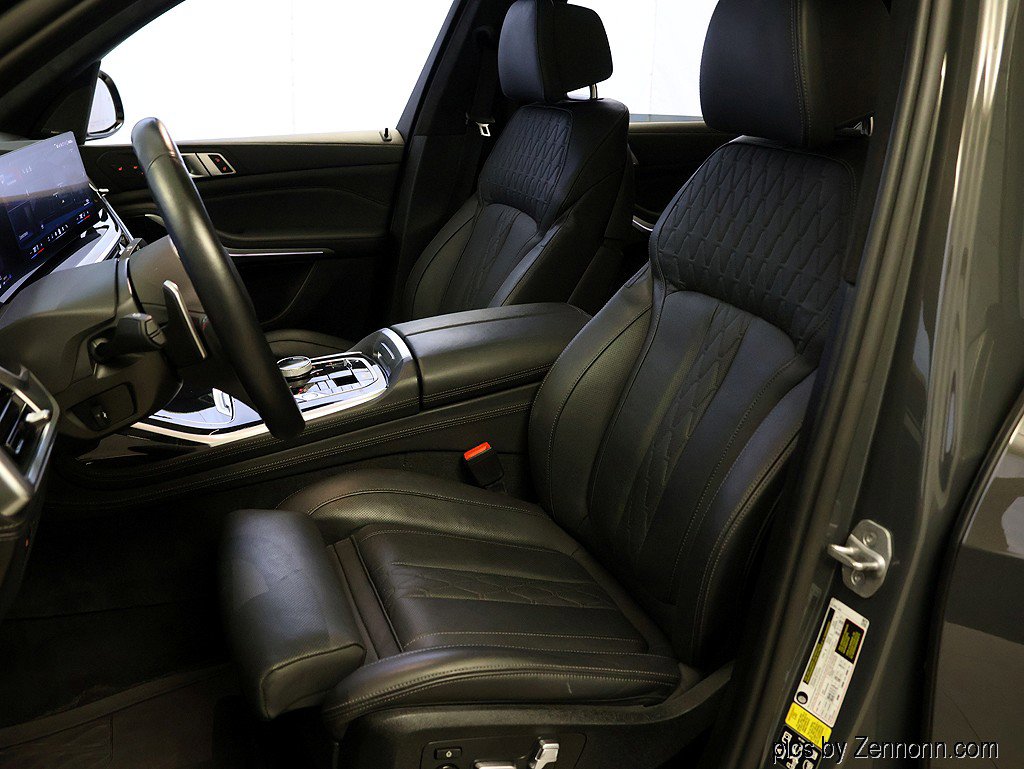Certified 2024 BMW X7 M60i w/ Executive Package image 10