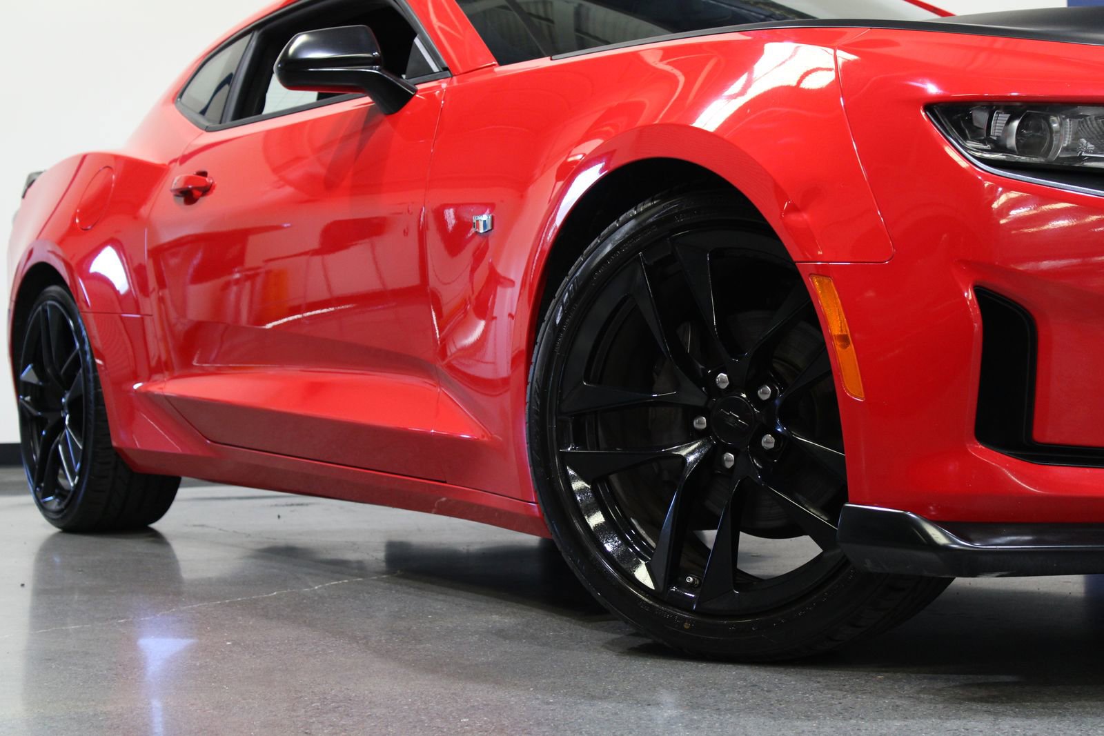 Used 2019 Chevrolet Camaro LT w/ 1LE Track Performance Package image 4