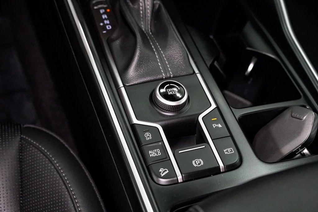 Used 2025 Kia Sorento S image 24