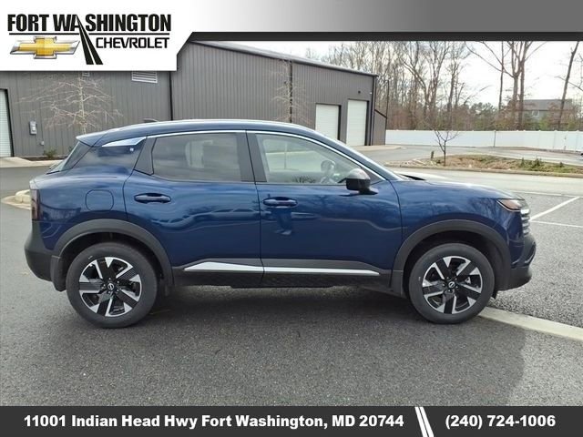 Used 2026 Nissan Kicks SV w/ SV Premium Package AWD/4WD image 2