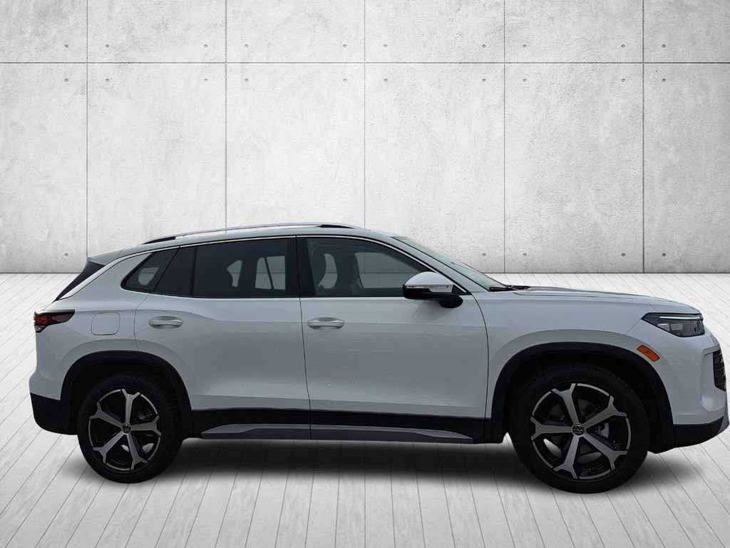 New 2026 Volkswagen Tiguan SE image 4