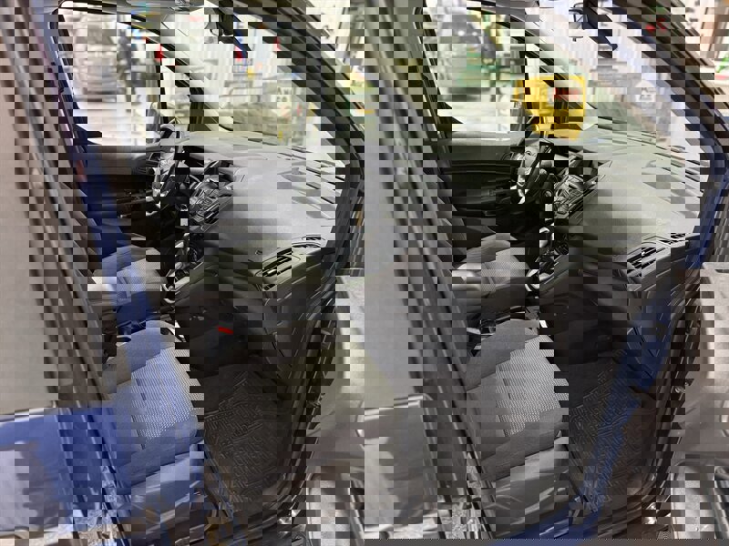 Used 2018 Ford Transit Connect XL image 15