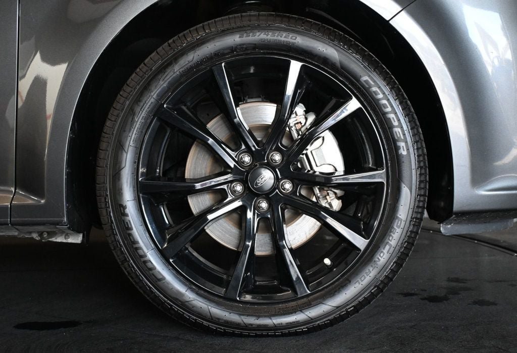Used 2017 Ford Flex SEL w/ Equipment Group 202A FWD image 7