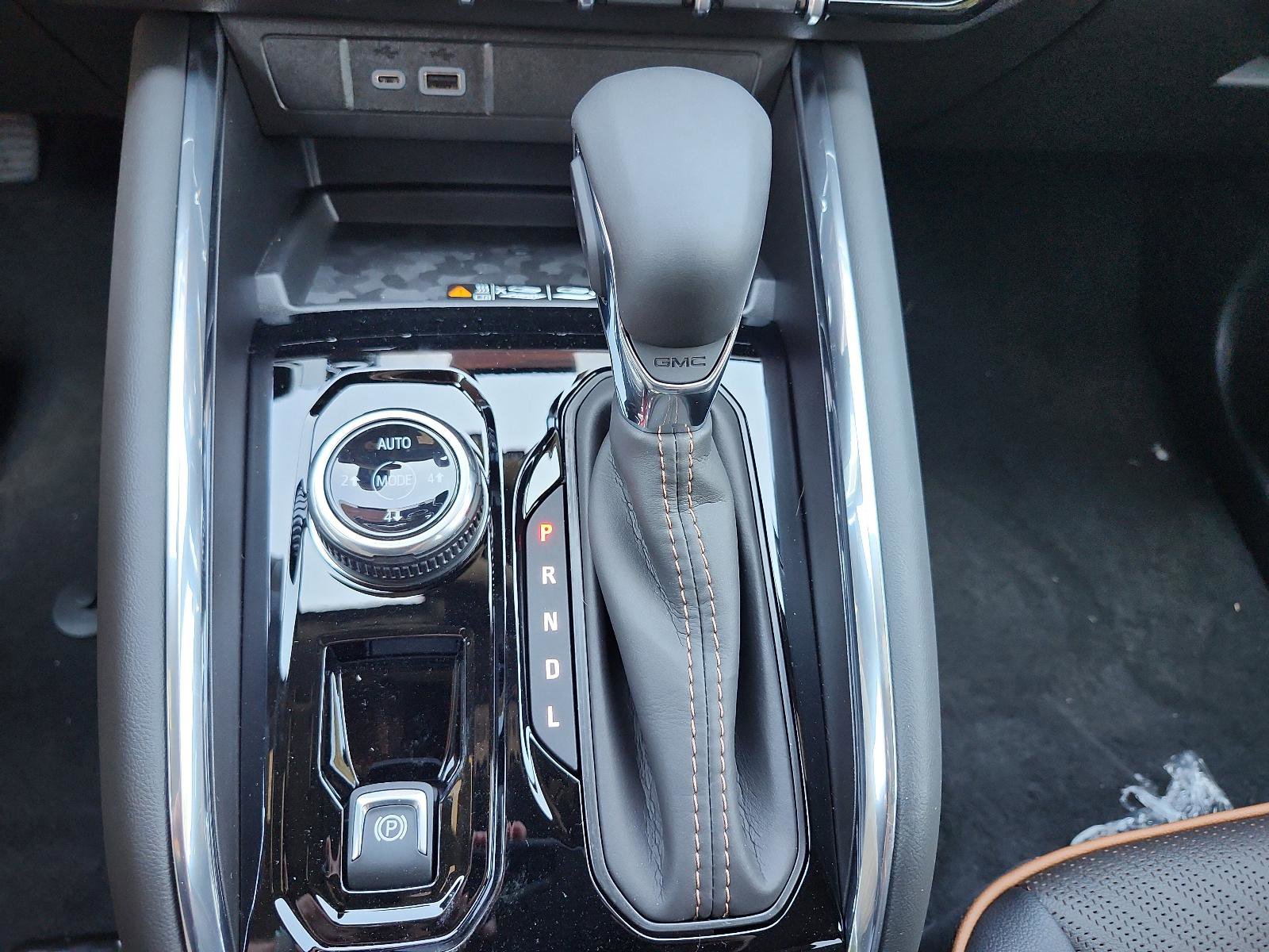 New 2026 GMC Canyon AT4 w/ Technology Plus Package image 15