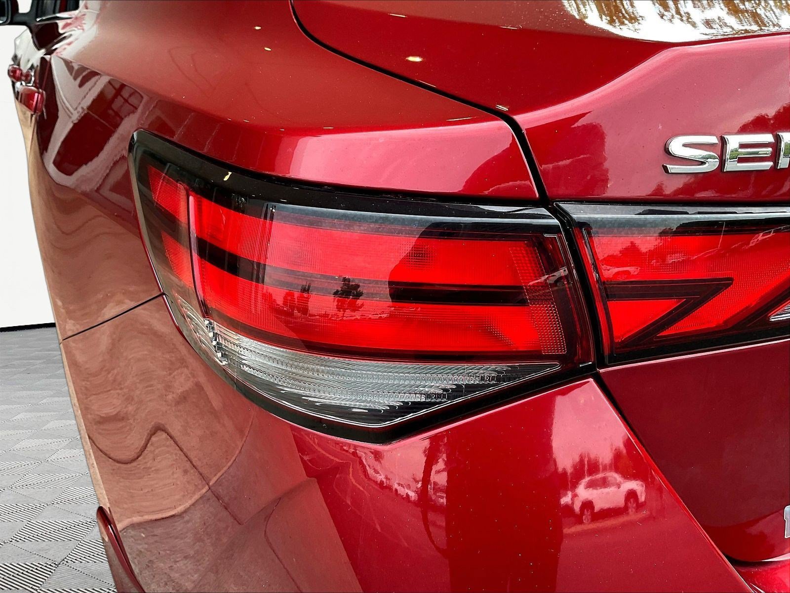 Used 2021 Nissan Sentra SV FWD image 22