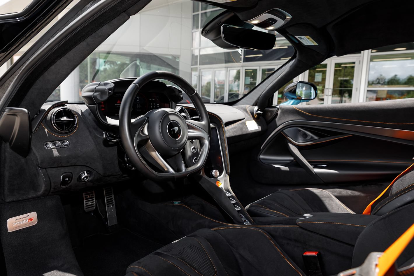 Used 2025 McLaren 750S RWD image 53