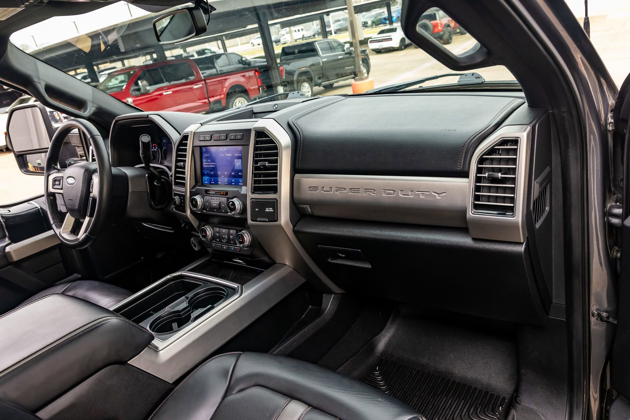 Used 2021 Ford F250 Platinum w/ FX4 Off-Road Package AWD/4WD image 14