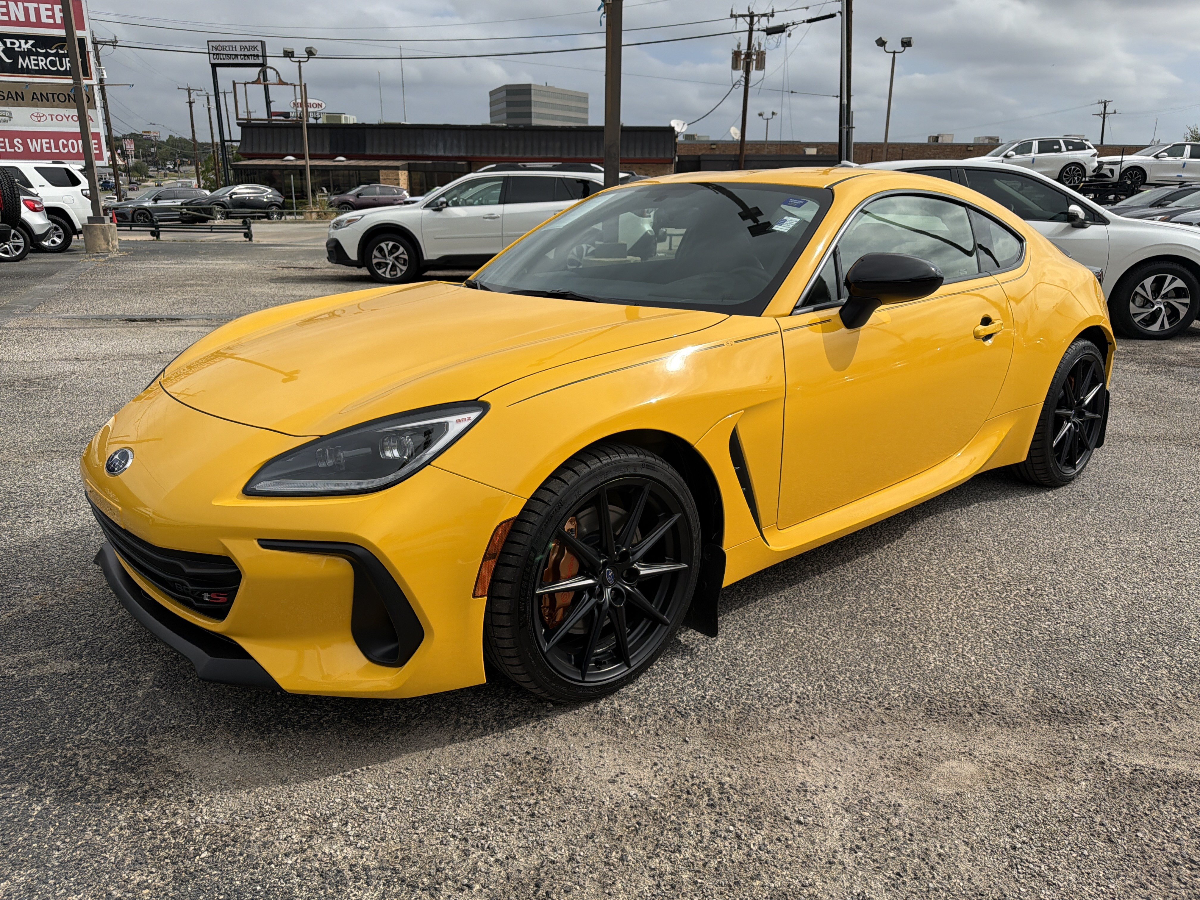 Used 2026 Subaru BRZ Series.Yellow RWD image 7