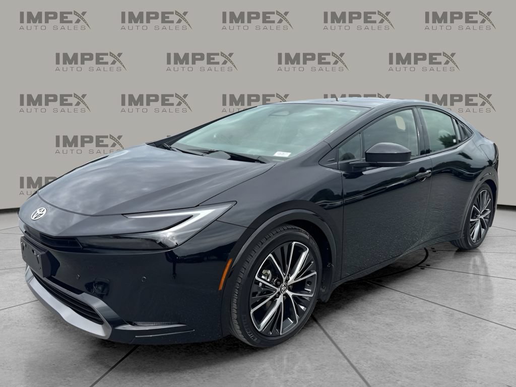 Used 2026 Toyota Prius XLE FWD image 1