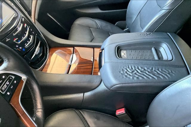 Used 2016 Cadillac Escalade 2WD image 13