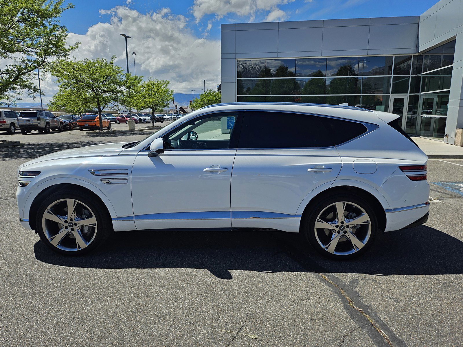 Used 2024 Genesis GV80 3.5T image 9