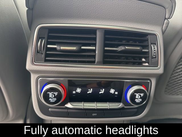 Used 2017 Audi Q7 3.0T Prestige image 16