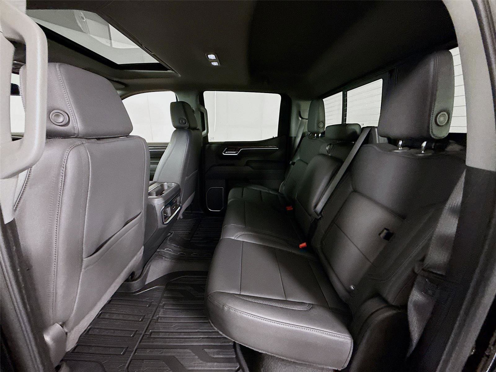 New 2026 GMC Sierra 1500 SLT w/ SLT Premium Plus Package AWD/4WD image 20