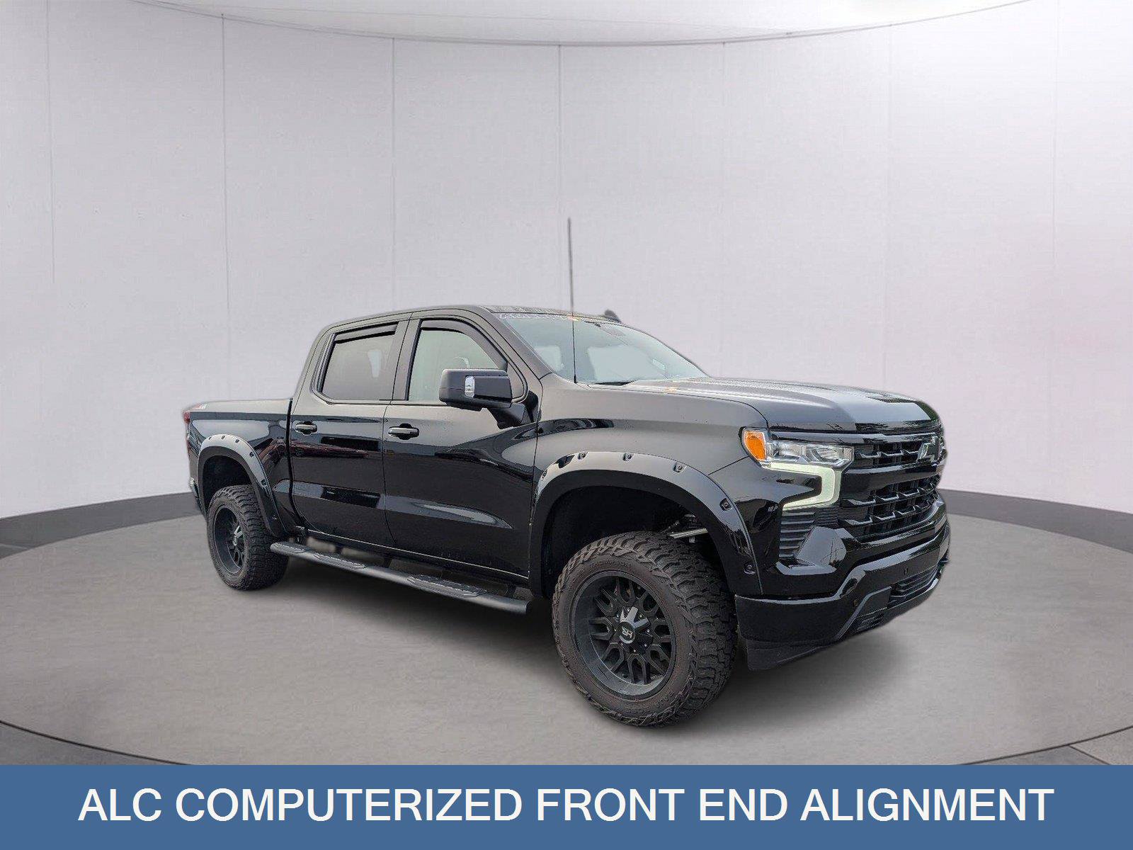 Used 2026 Chevrolet Silverado 1500 RST AWD/4WD image 9