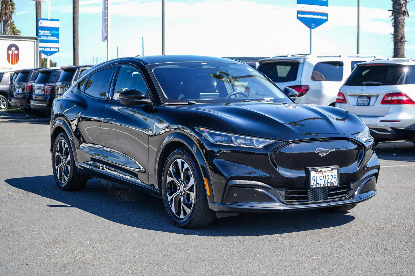 Used 2022 Ford Mustang Mach-E Premium RWD image 3