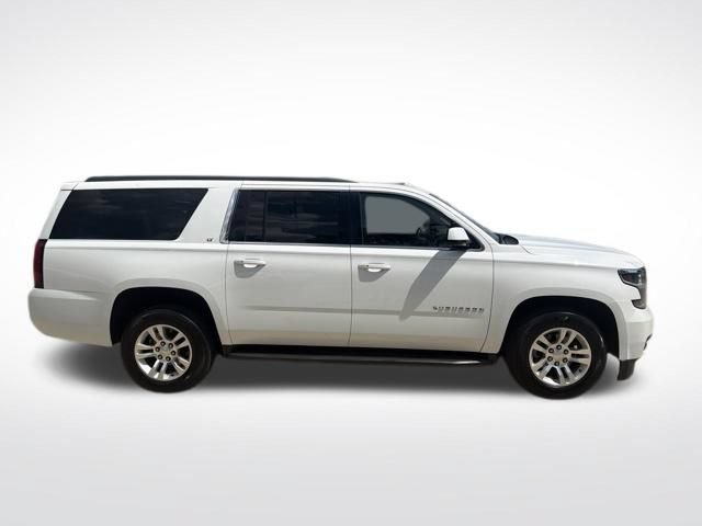 Used 2016 Chevrolet Suburban LT w/ Luxury Package RWD image 2