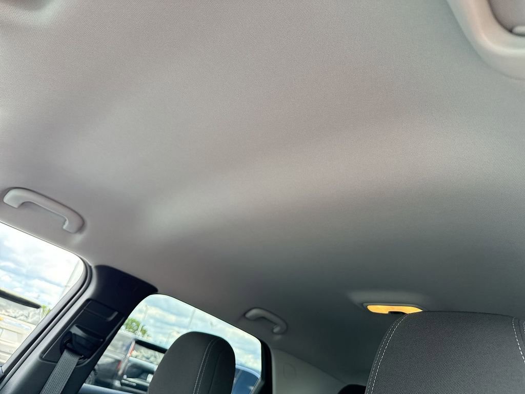 New 2025 Chevrolet TrailBlazer LT w/ Convenience Package image 21