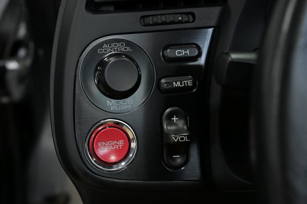 Used 2005 Honda S2000 image 44