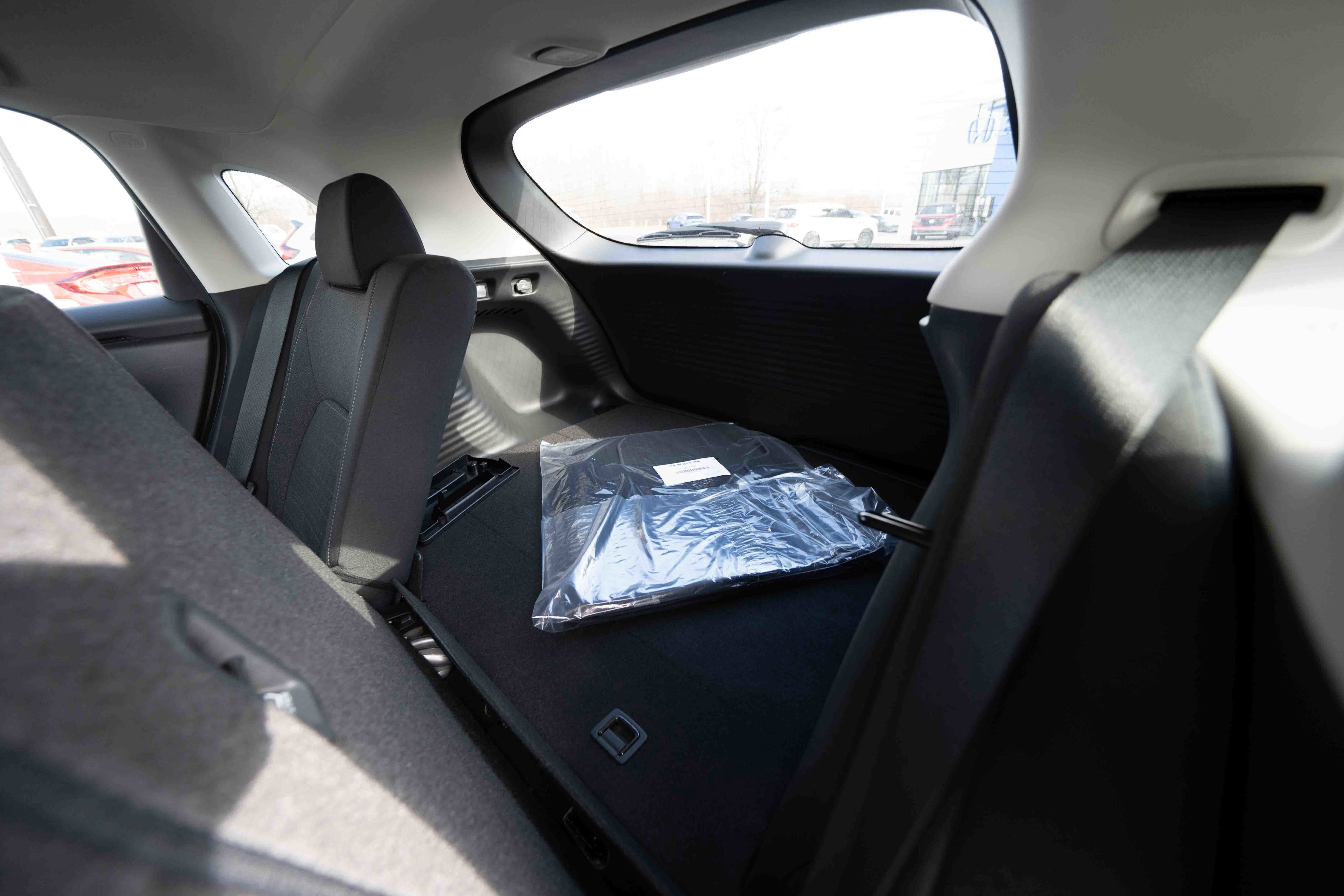 New 2026 Honda HR-V LX image 24