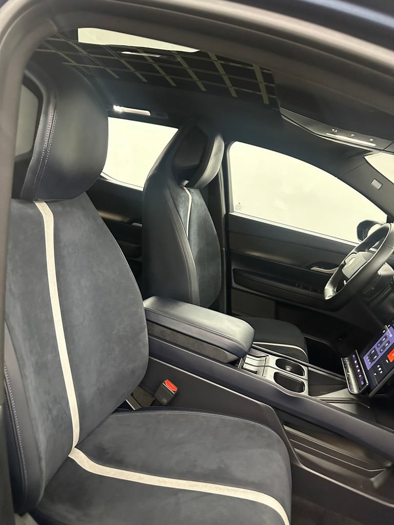 Used 2023 Fisker Ocean One AWD/4WD image 35