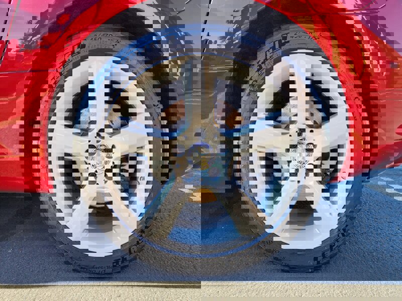 Used 2015 Mercedes-Benz SLK 250 w/ Premium Package image 29