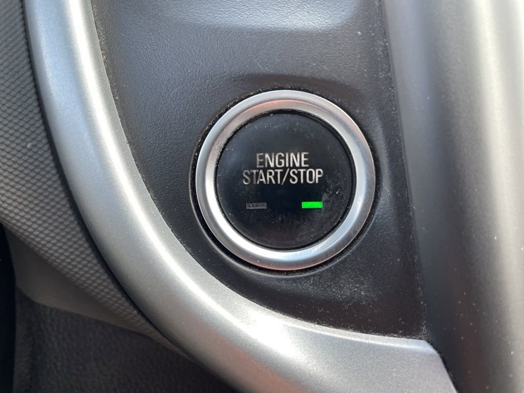 Used 2020 Chevrolet Sonic LT image 16