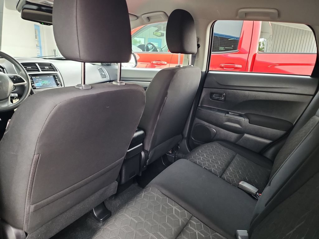 Used 2025 Mitsubishi Outlander Sport ES AWD/4WD image 37
