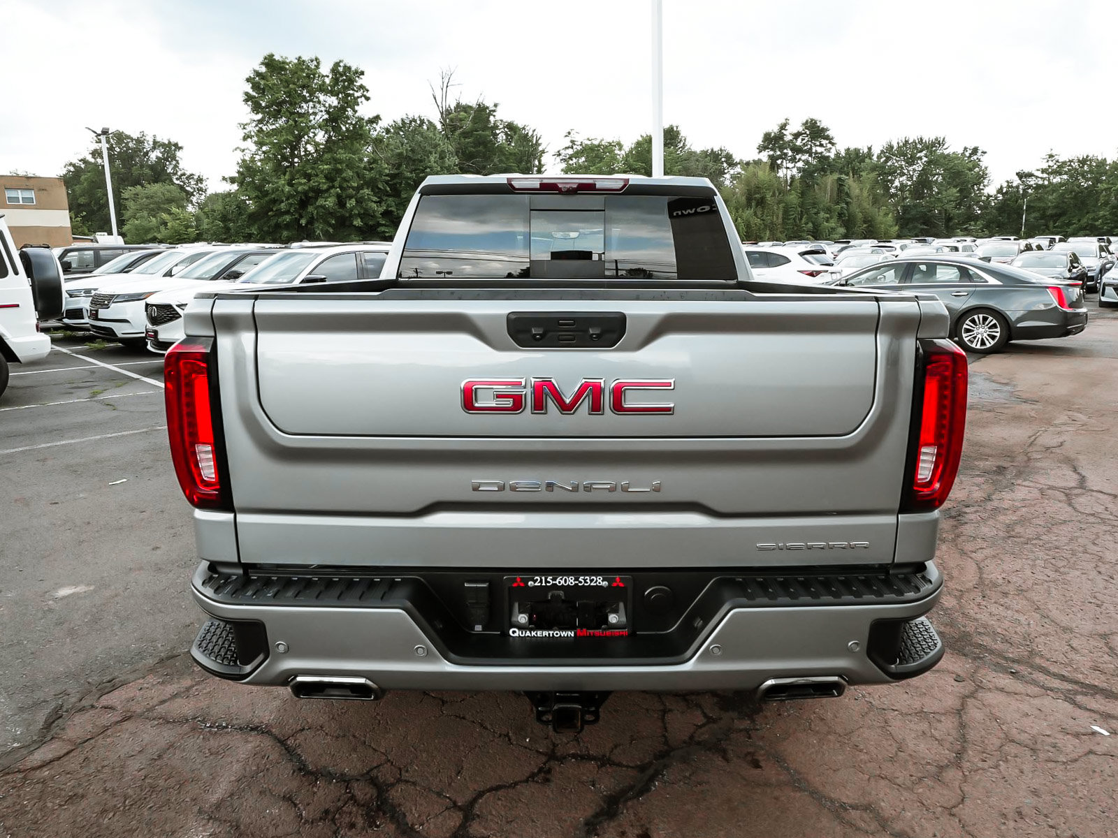 Used 2024 GMC Sierra 1500 Denali w/ Denali Reserve Package AWD/4WD image 5