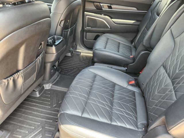 Used 2023 Kia Telluride SX Prestige X-Pro AWD/4WD image 32