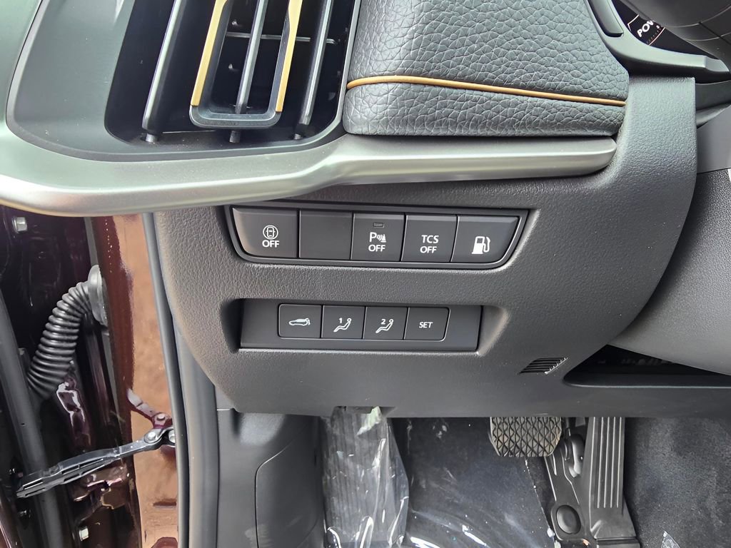 New 2025 MAZDA CX-90 Plug-In Hybrid w/Premium Sport image 19