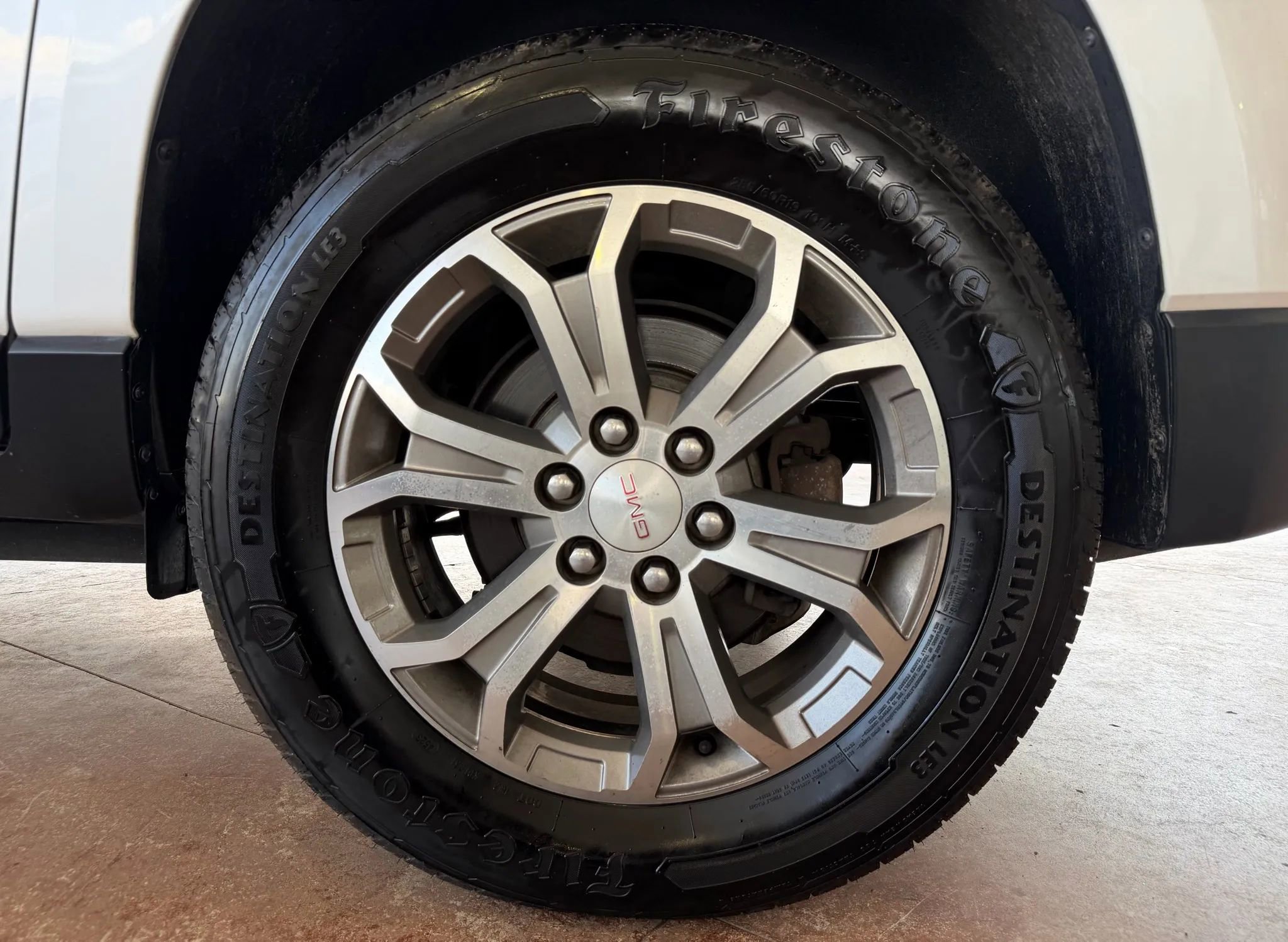 Used 2016 GMC Acadia SLT image 26