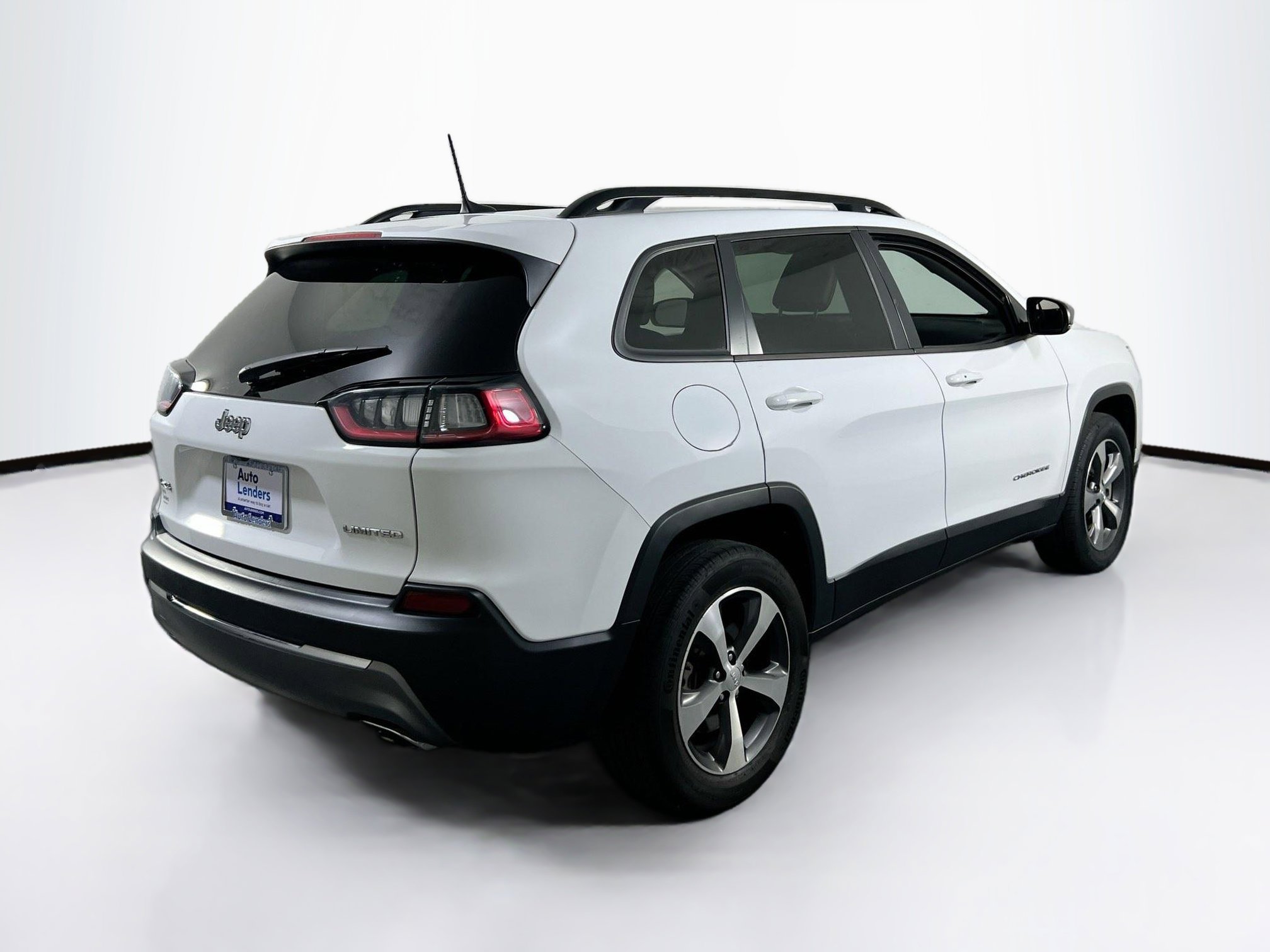 Used 2022 Jeep Cherokee Limited AWD/4WD image 5