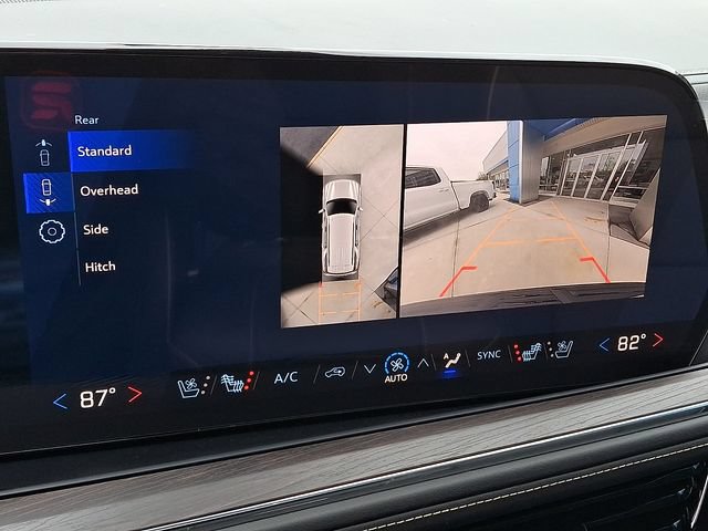 New 2026 Chevrolet Tahoe Premier w/ Sun And Tow Package AWD/4WD image 15