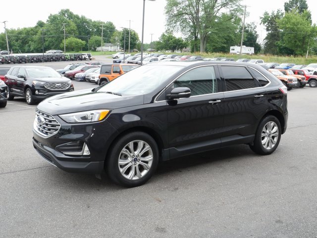 Used 2022 Ford Edge Titanium image 9