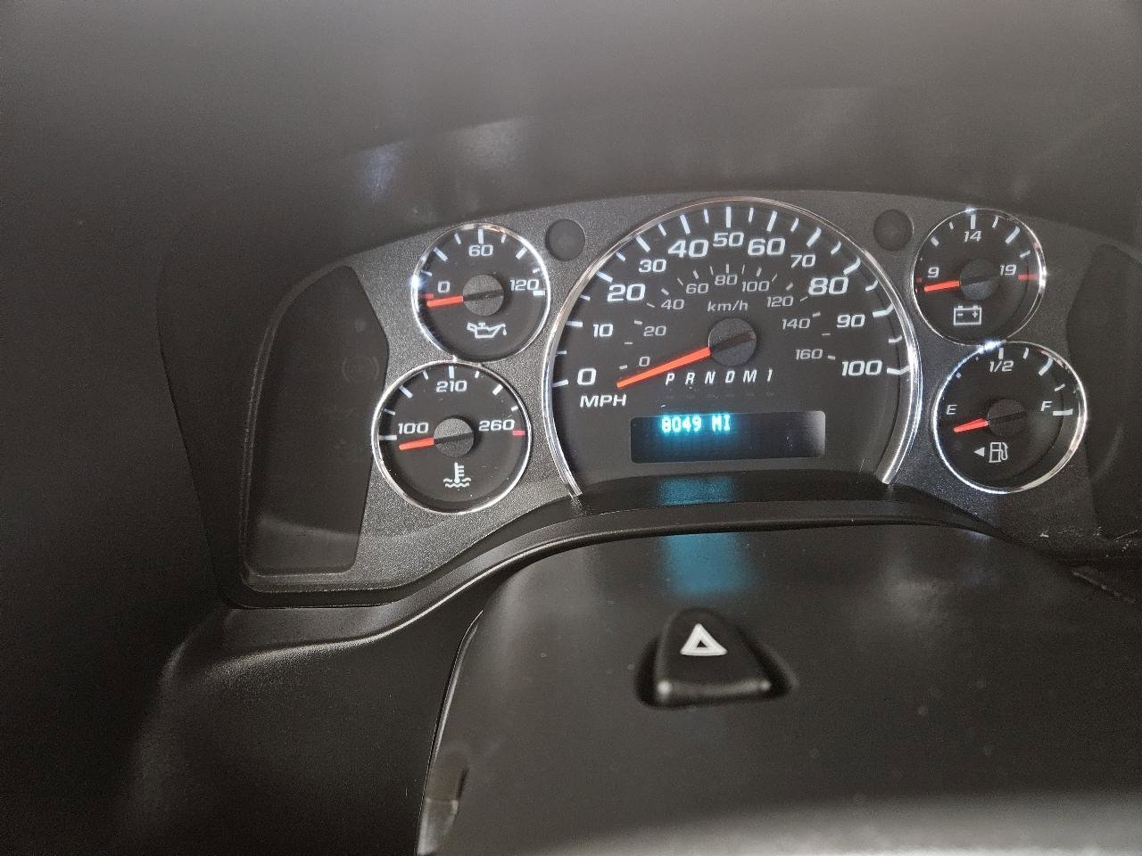 Used 2024 Chevrolet Express 2500 w/ Driver Convenience Package RWD image 17