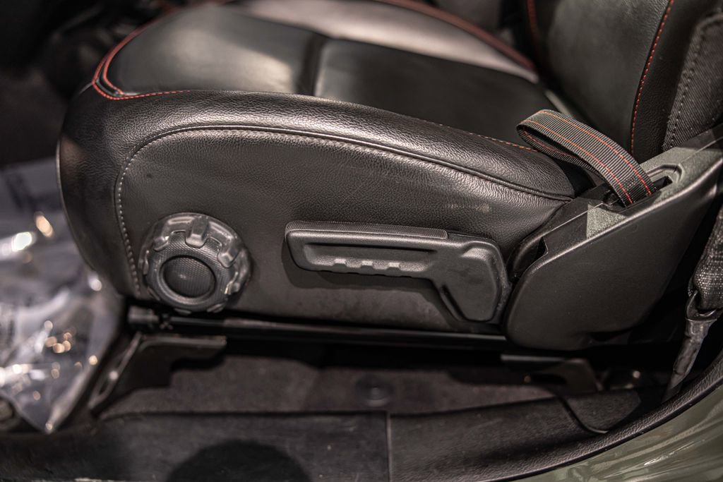 Used 2023 Jeep Wrangler Unlimited Rubicon w/ Dual Top Group AWD/4WD image 22