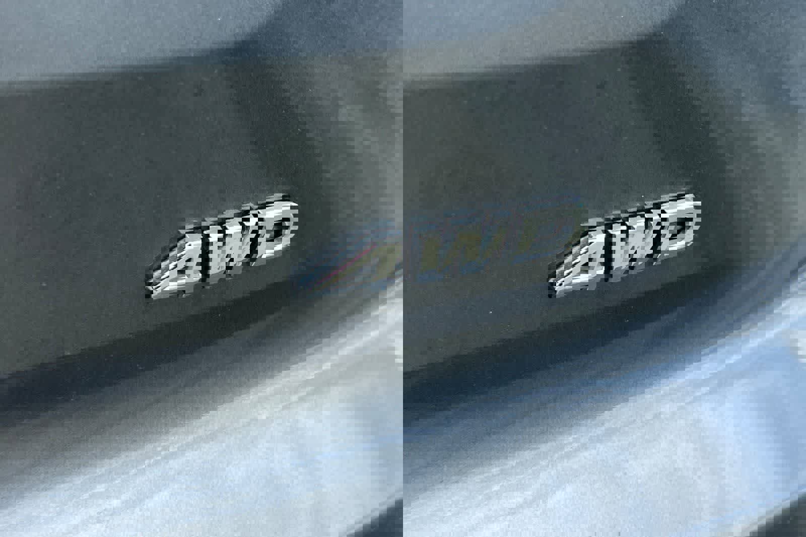 Used 2025 Nissan Pathfinder S image 13