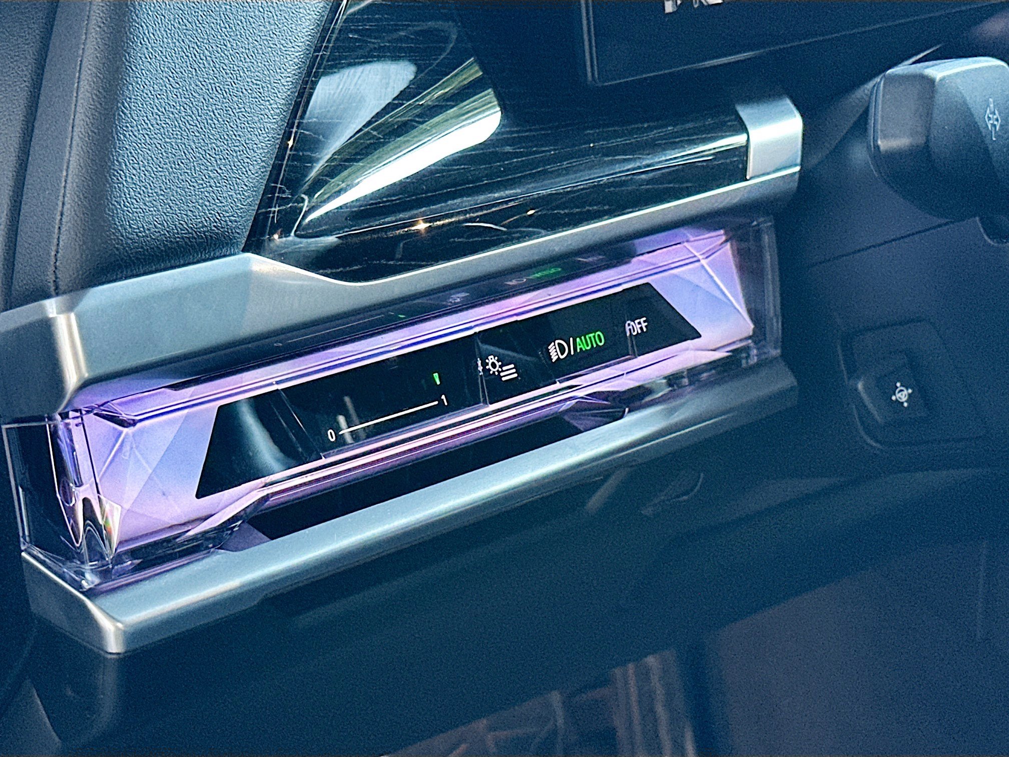 Certified 2024 BMW 740i image 10