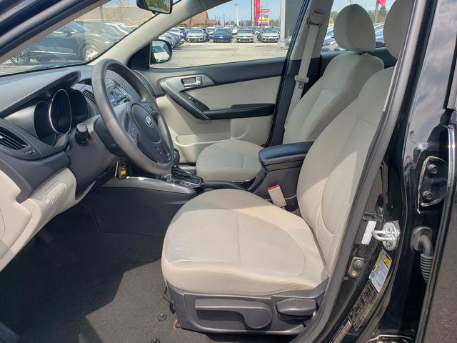 Used 2013 Kia Forte EX FWD image 10