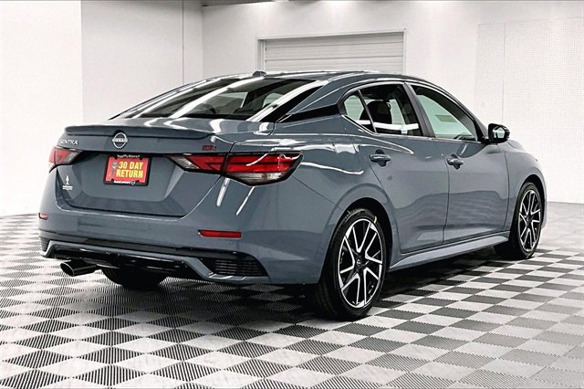 New 2025 Nissan Sentra SR image 17