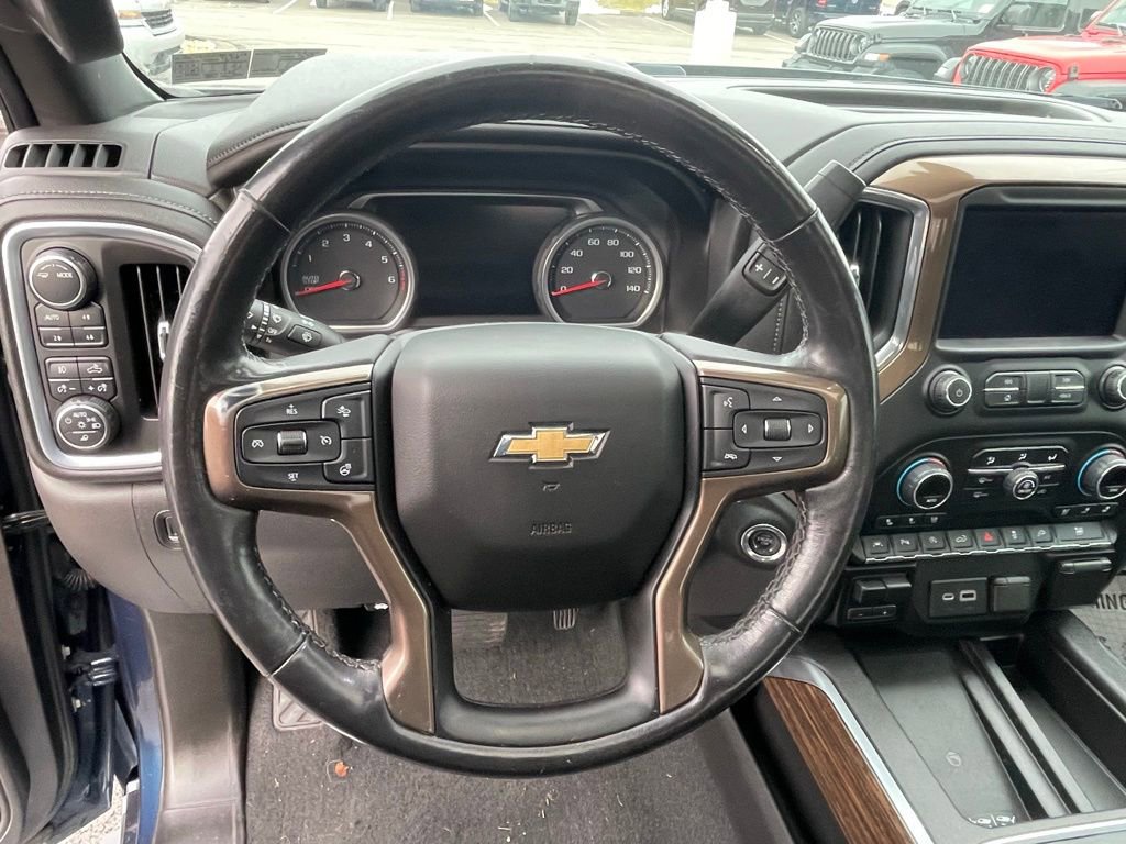 Used 2021 Chevrolet Silverado 1500 High Country w/ Technology Package image 38