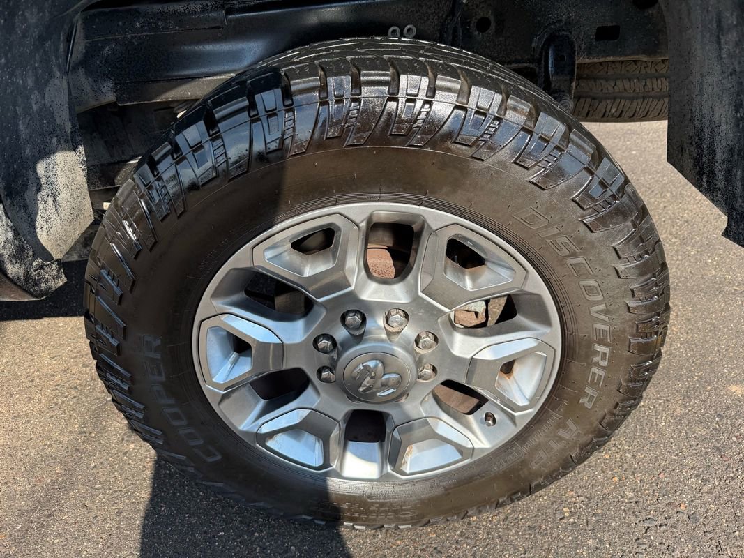 Used 2018 RAM 2500 Limited image 12