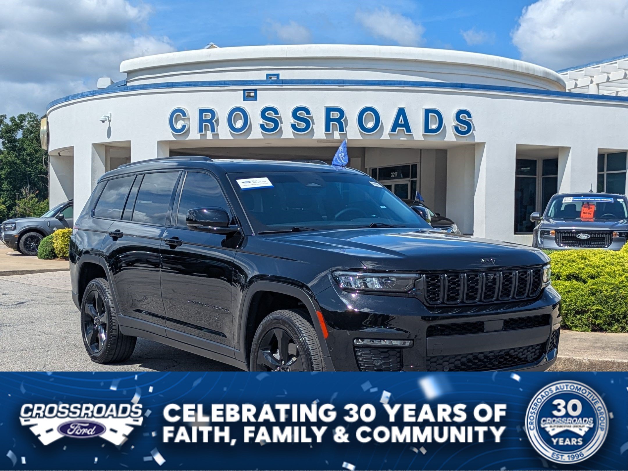 Used 2024 Jeep Grand Cherokee L Limited w/ Luxury Tech Group II AWD/4WD image 1